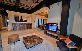 Vaux Park Street Hotel - A Collection Of 8 Luxury Lofts